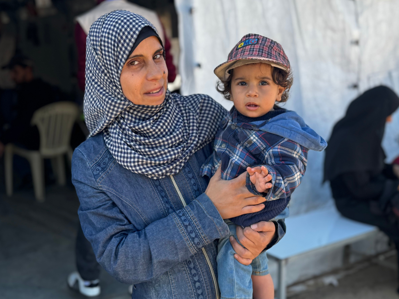 Hanan y su hijo Moataz, de un año. 